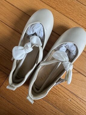Girls Cream Bow Strap Dress Shoes